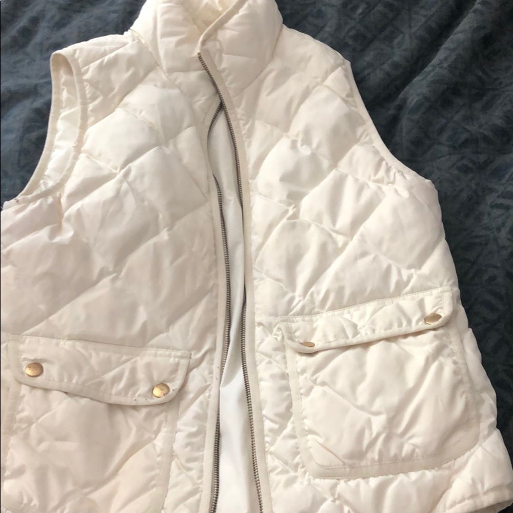 J Crew puffer creme vest